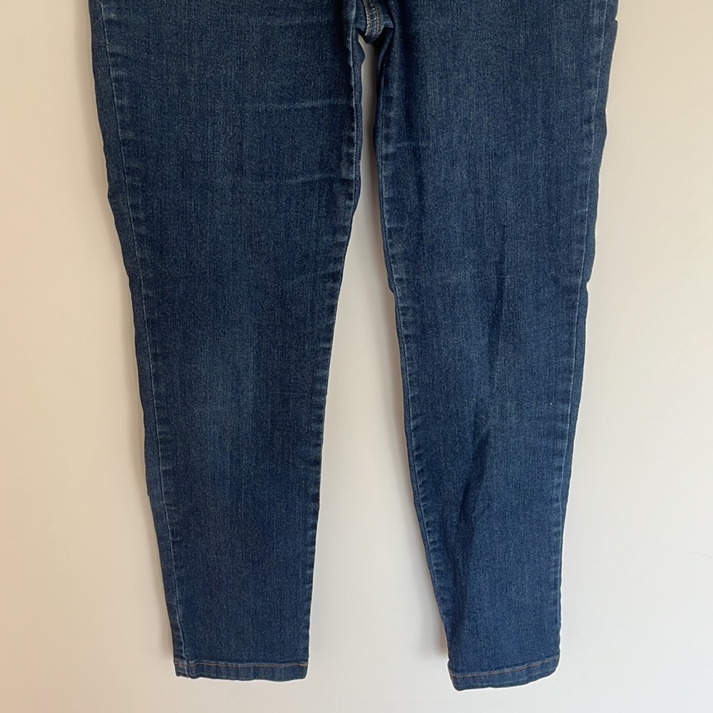 Van Heusen Stretch Extensible Pants Size 6 - image 4